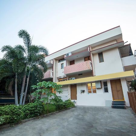 Hotel Oyo 13374 Vididhi Visakhapatnam Zewnętrze zdjęcie