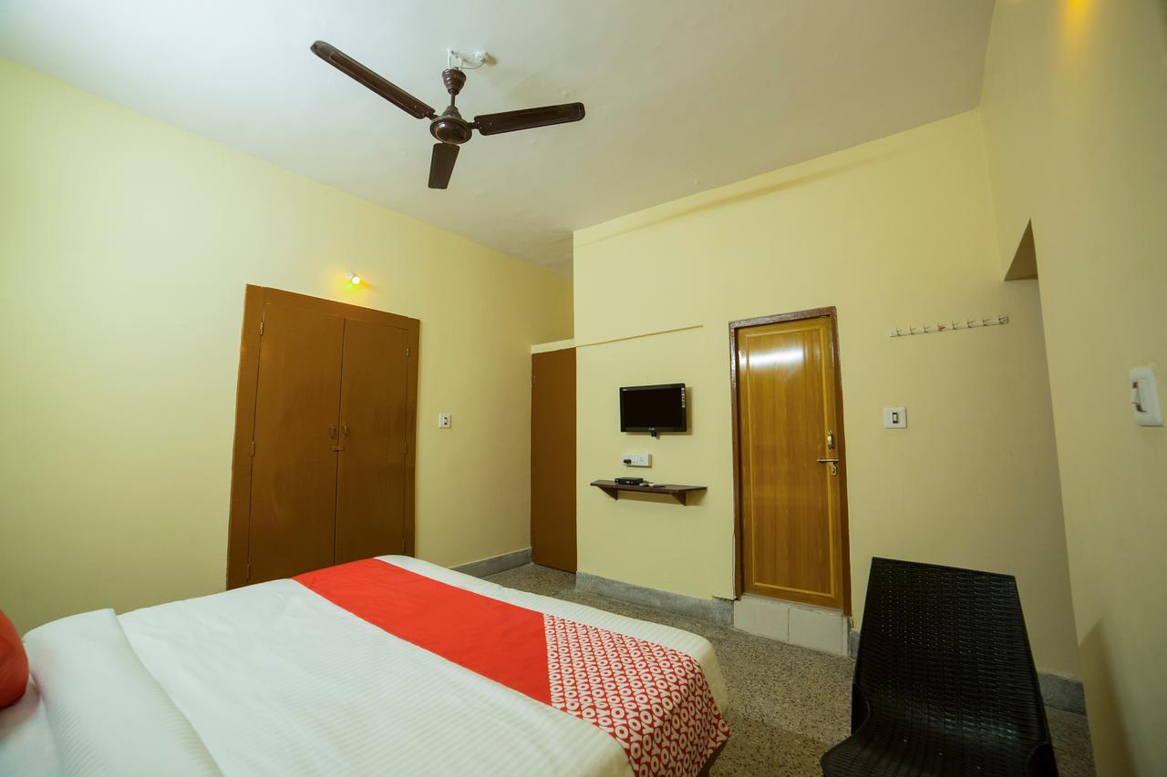Hotel Oyo 13374 Vididhi Visakhapatnam Zewnętrze zdjęcie