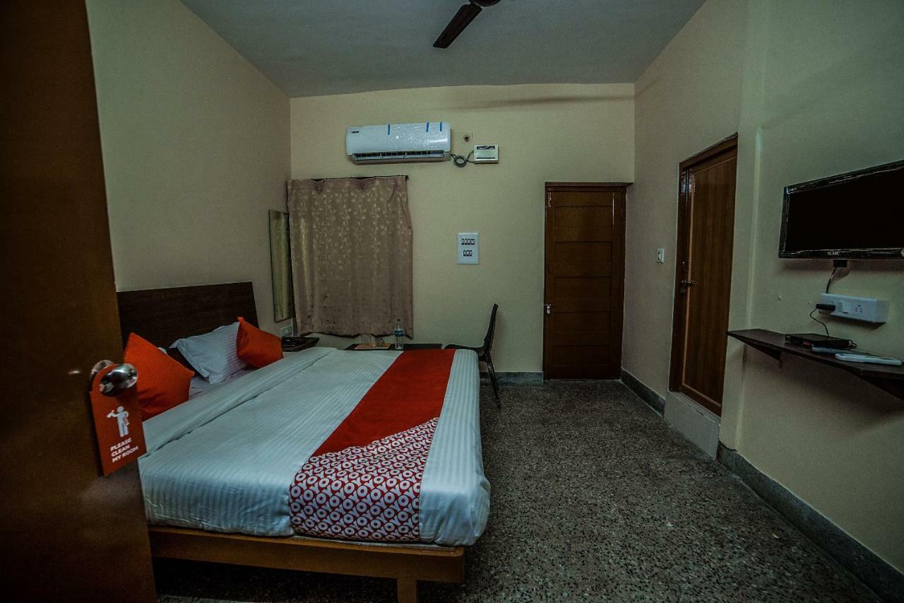 Hotel Oyo 13374 Vididhi Visakhapatnam Zewnętrze zdjęcie
