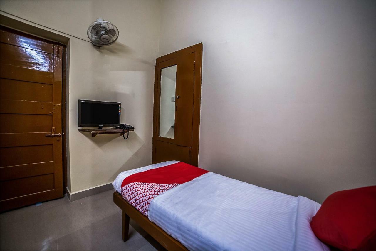 Hotel Oyo 13374 Vididhi Visakhapatnam Zewnętrze zdjęcie