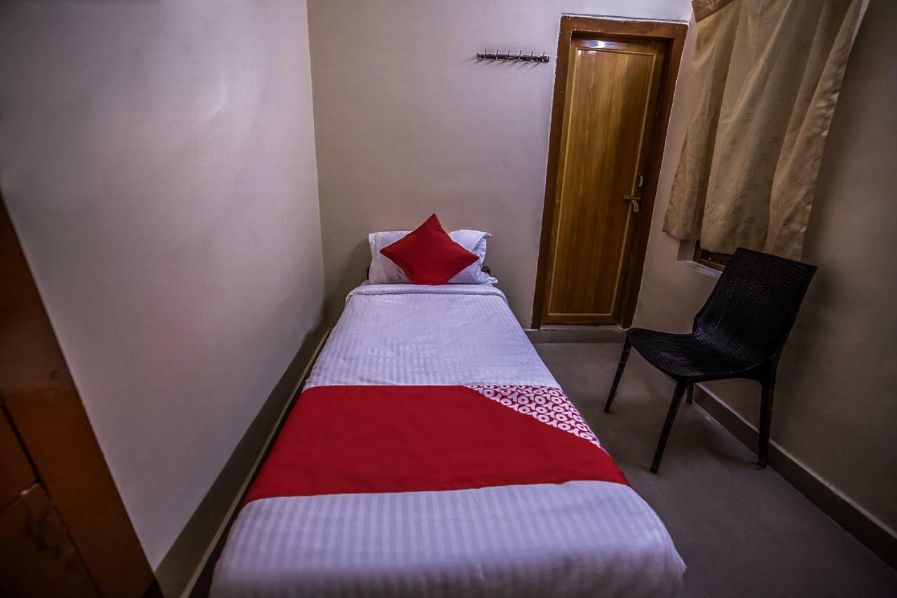 Hotel Oyo 13374 Vididhi Visakhapatnam Zewnętrze zdjęcie